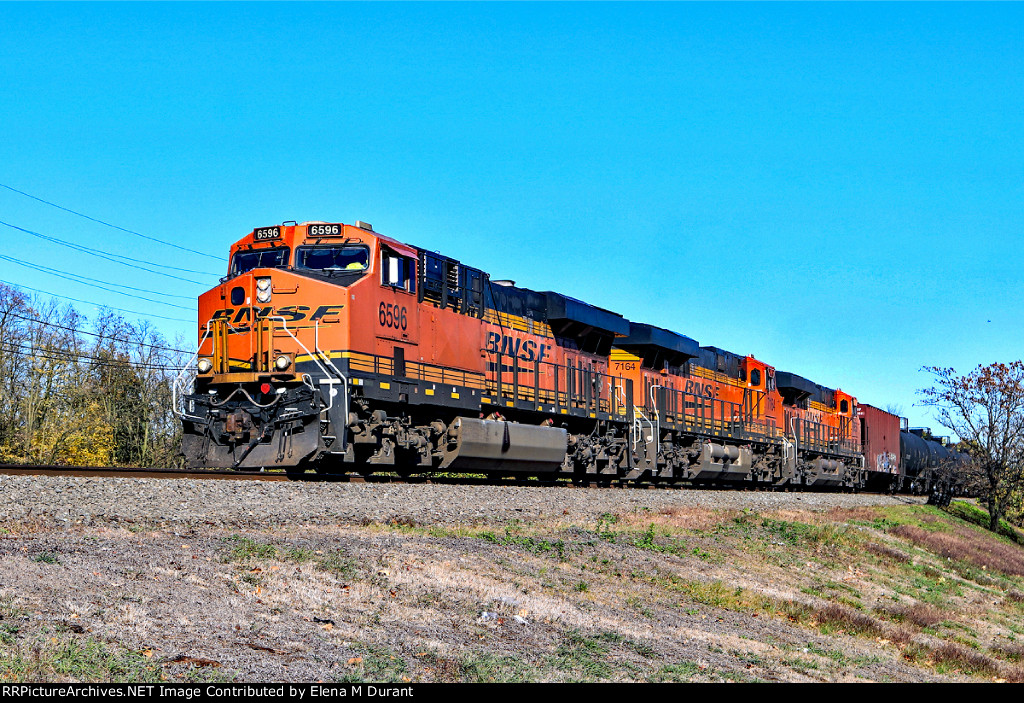 BNSF 6596 on B-115